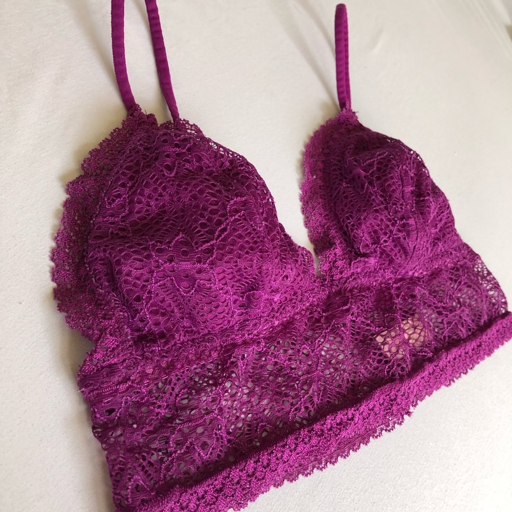 Lace Bralette - Picture 2 of 3